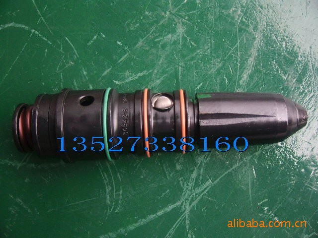 CCEC康明斯柴油发动机喷油器3054218