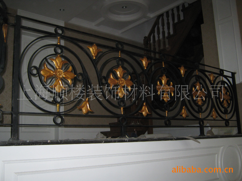 上海供应铁艺锻造旋转楼梯栏杆