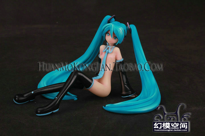 wf2011冬 初音未来 tony坐姿魔改造 gk手办 完成品