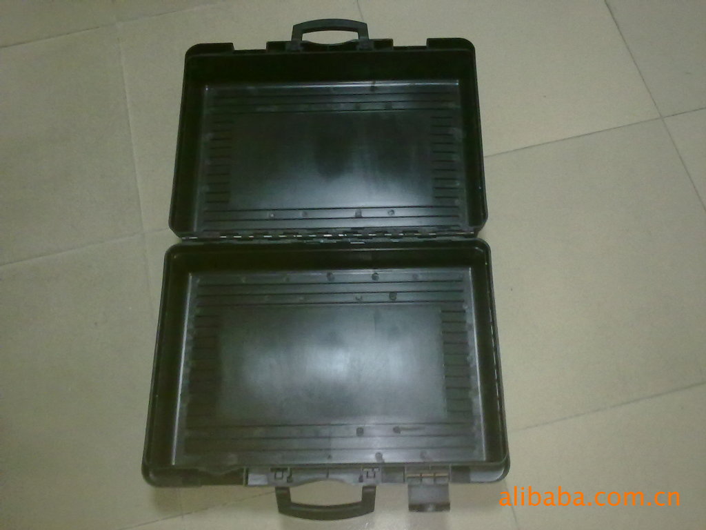 塑料工具箱 防水工具箱 手提塑料箱 吹塑工具箱 1-1