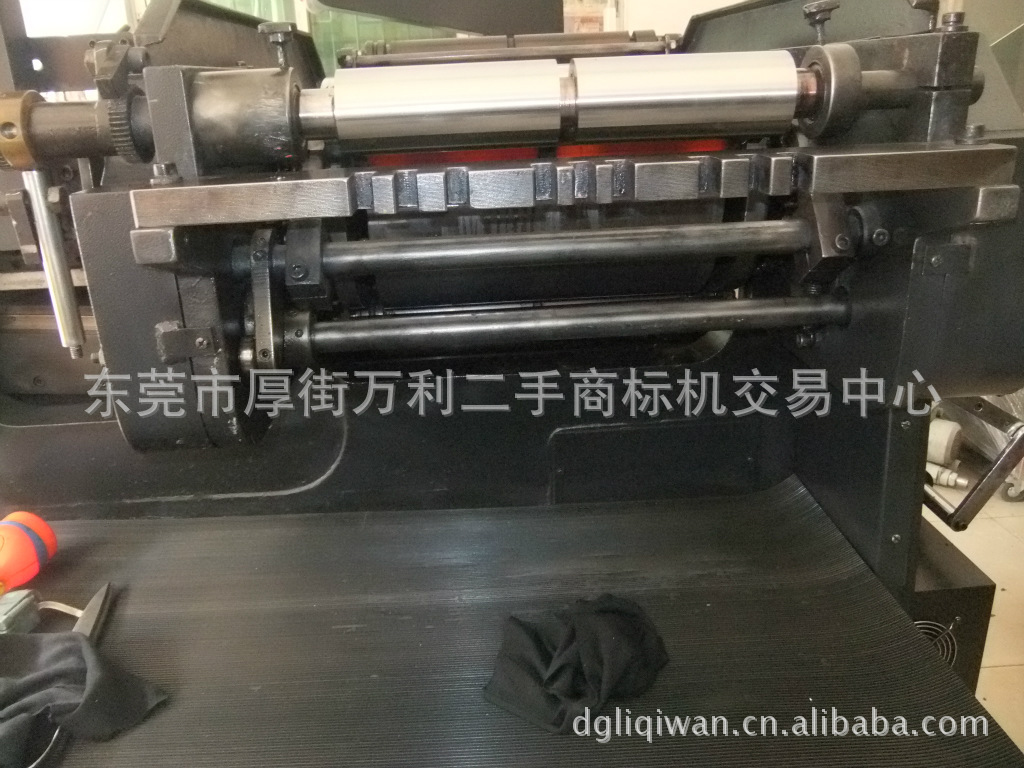 转让台湾大升机210不干胶商标机