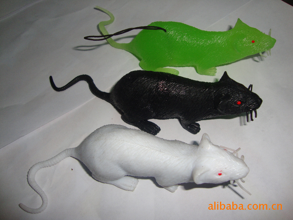 供应塑胶动物大老鼠