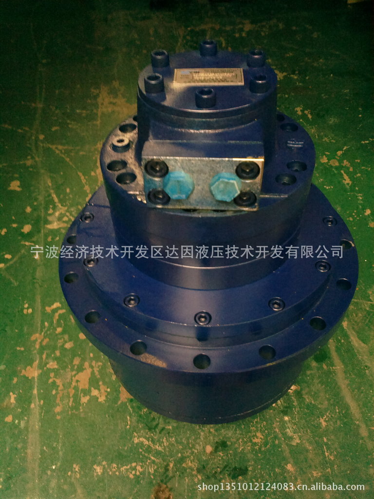 1.5万牛米液压马达回转减速机,液压回转马达,液压传动装置