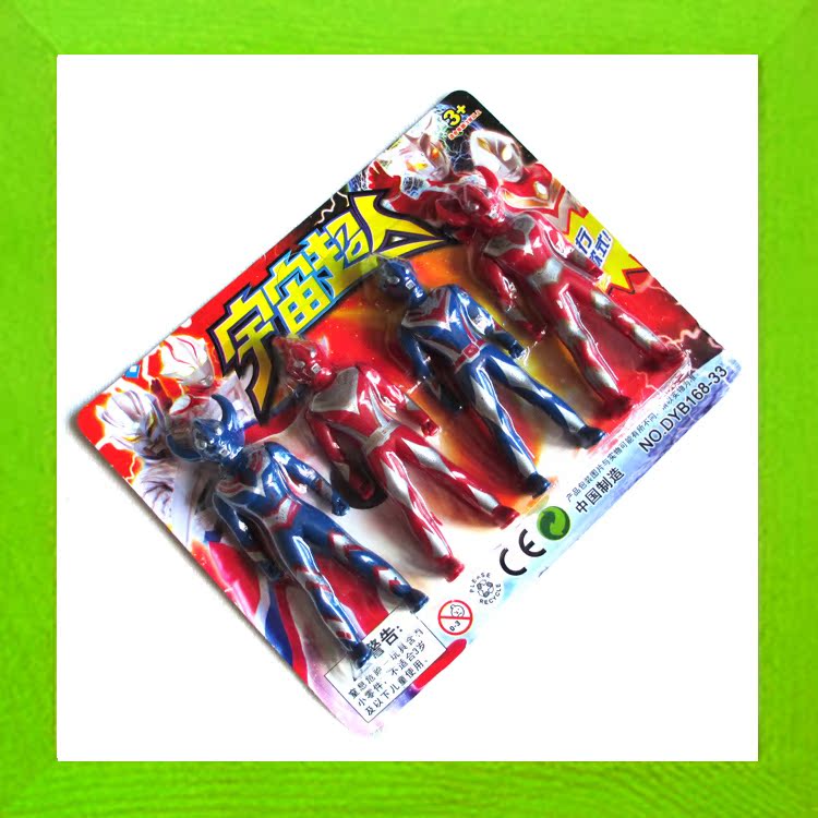 【动漫家族玩具 四人组合超人奥特曼 卡通模型