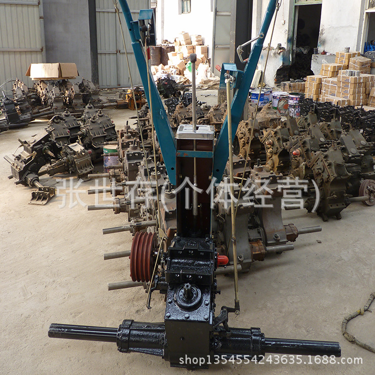 山东地区 四驱手扶拖拉机 181型玛钢箱体玛钢半轴壳