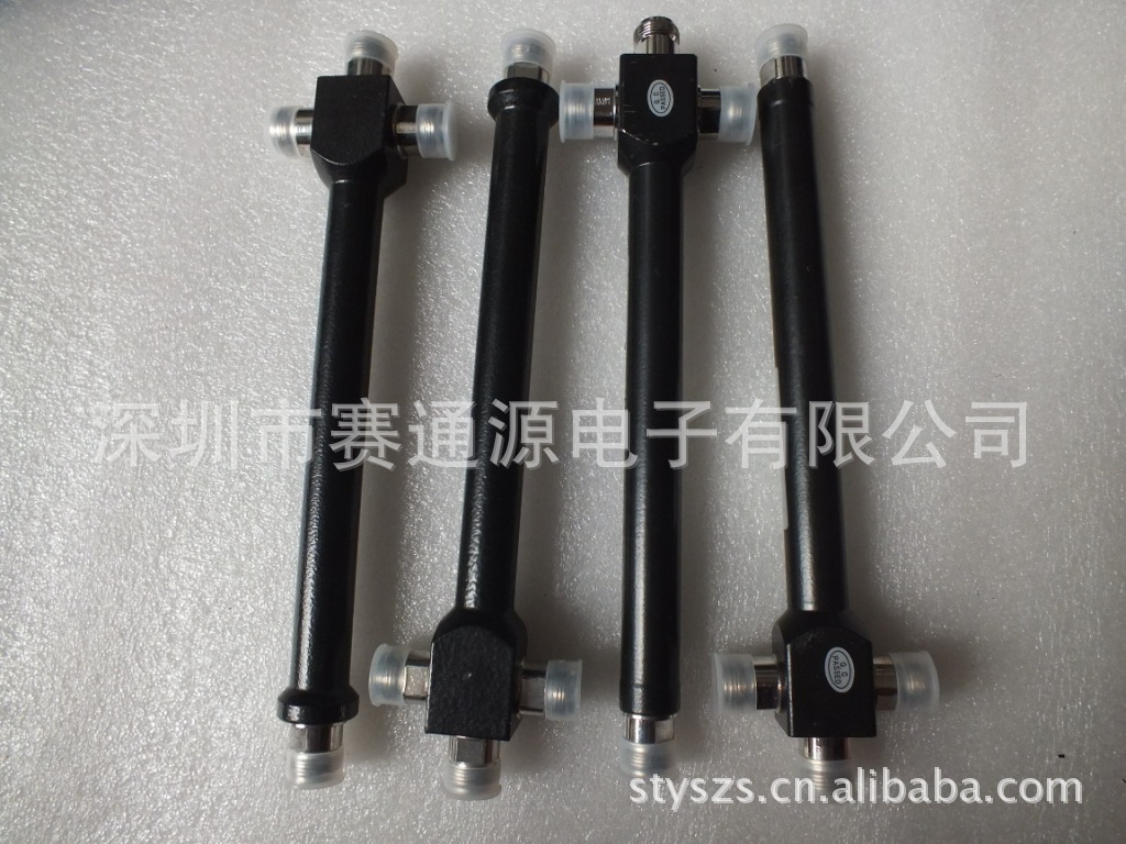 手机信号接收器专业功分器工作频率800~2500mhz一分三腔体功分器