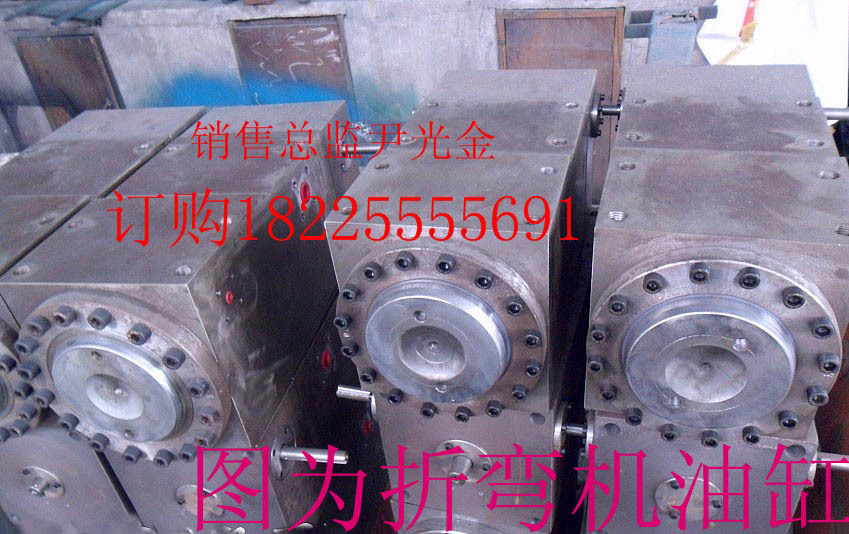 63T/3200折弯机油缸,折弯机油缸,油缸,液压油缸安装灯图纸接线帕图片