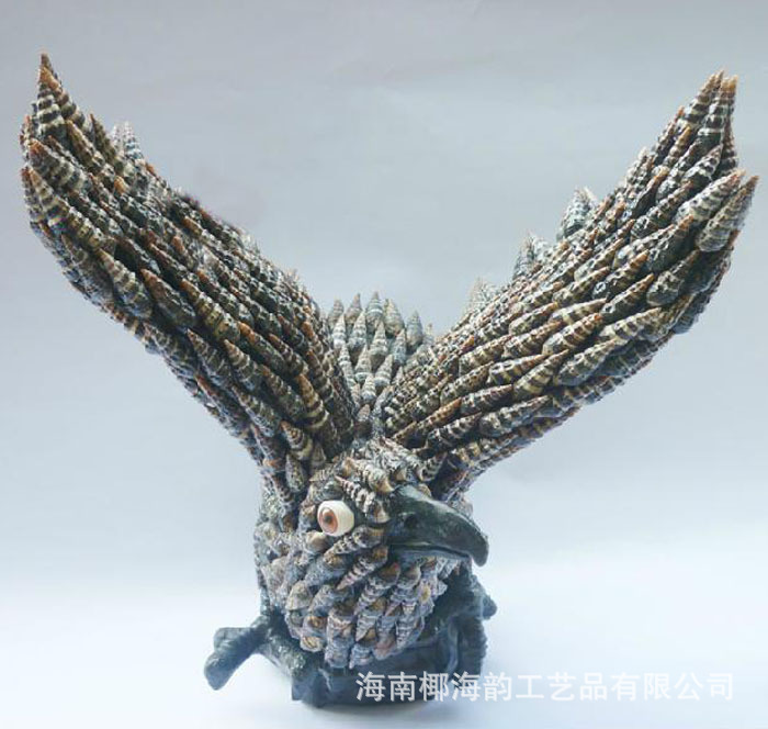 贝壳工艺品黑色大展宏图老鹰 【材    质】:天然贝壳海螺 纯手工制作