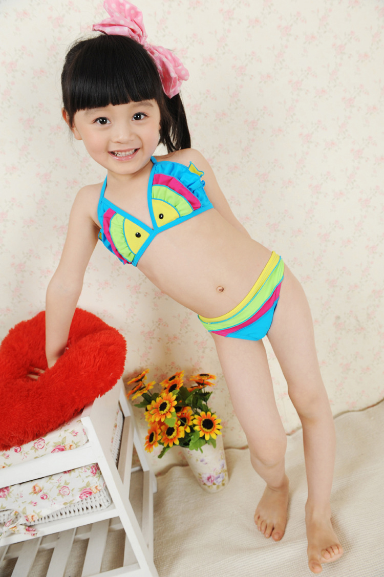 批发儿童泳衣 女 可爱女童分体游泳衣中童 小童 宝宝 比基尼泳装