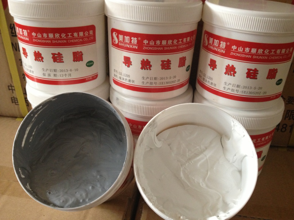 【低价销售:1.0系数白色膏状的导热硅脂,1KG\/