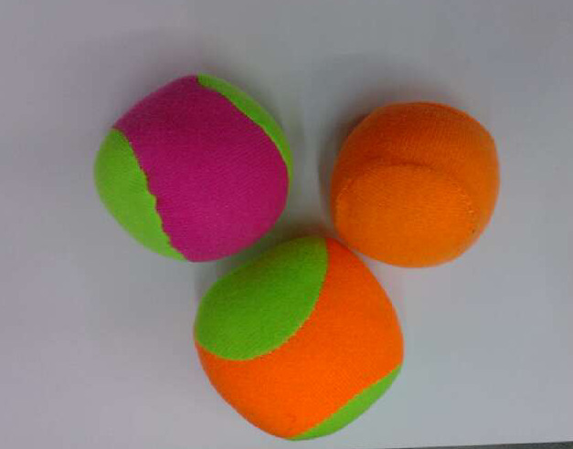 【专业生产粘粑球,粘粘球,有各种尺寸,体育,填棉