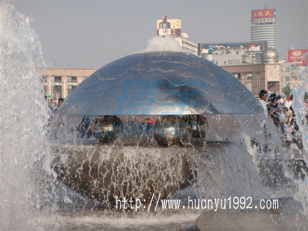 【东莞喷泉喷泉水景工程雕塑设备喷泉喷泉工收腿裤图片