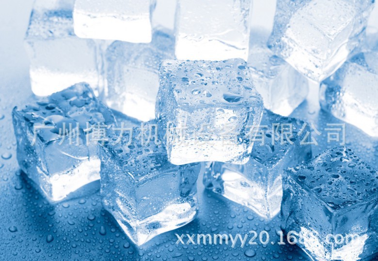 3种规格尺寸的冰块 为您准备了冰块的3种规格尺寸,各种机型可根据不