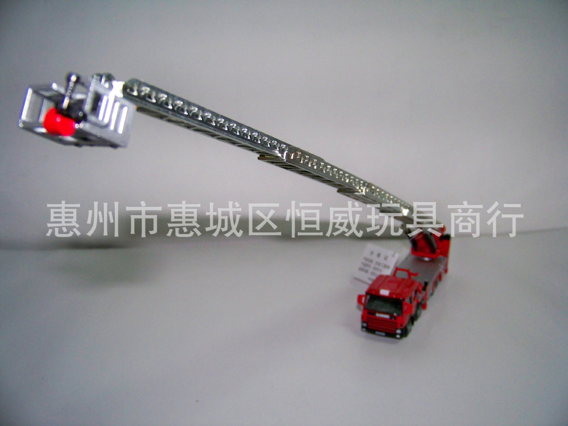 凯迪威玩具 620012云梯消防车(8个)盒 合金模