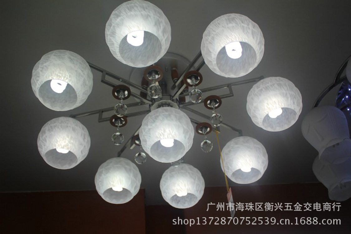 【LED节能灯现代简约式卧室餐厅简约灯具 镂