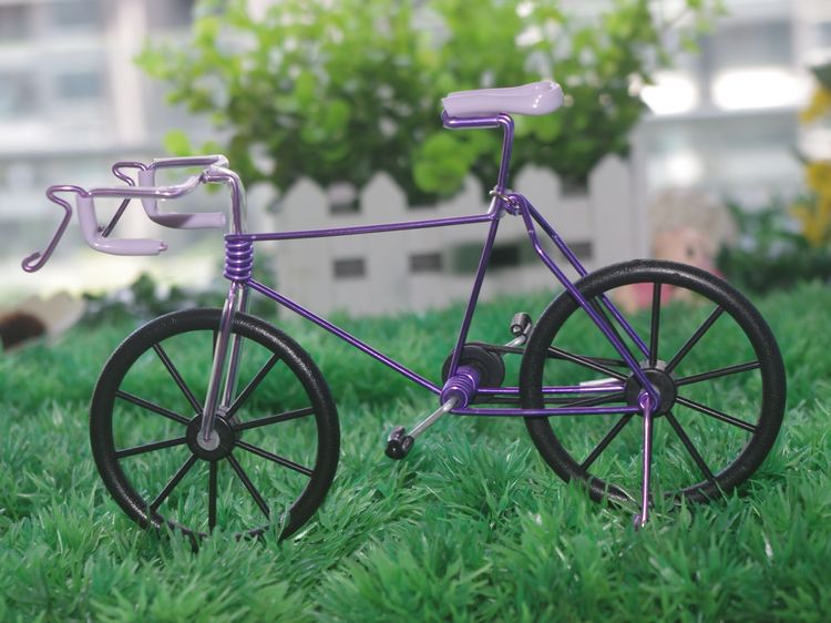 【重点推荐】景德镇/创意手工艺品 自行车模型 铁艺 浅紫色