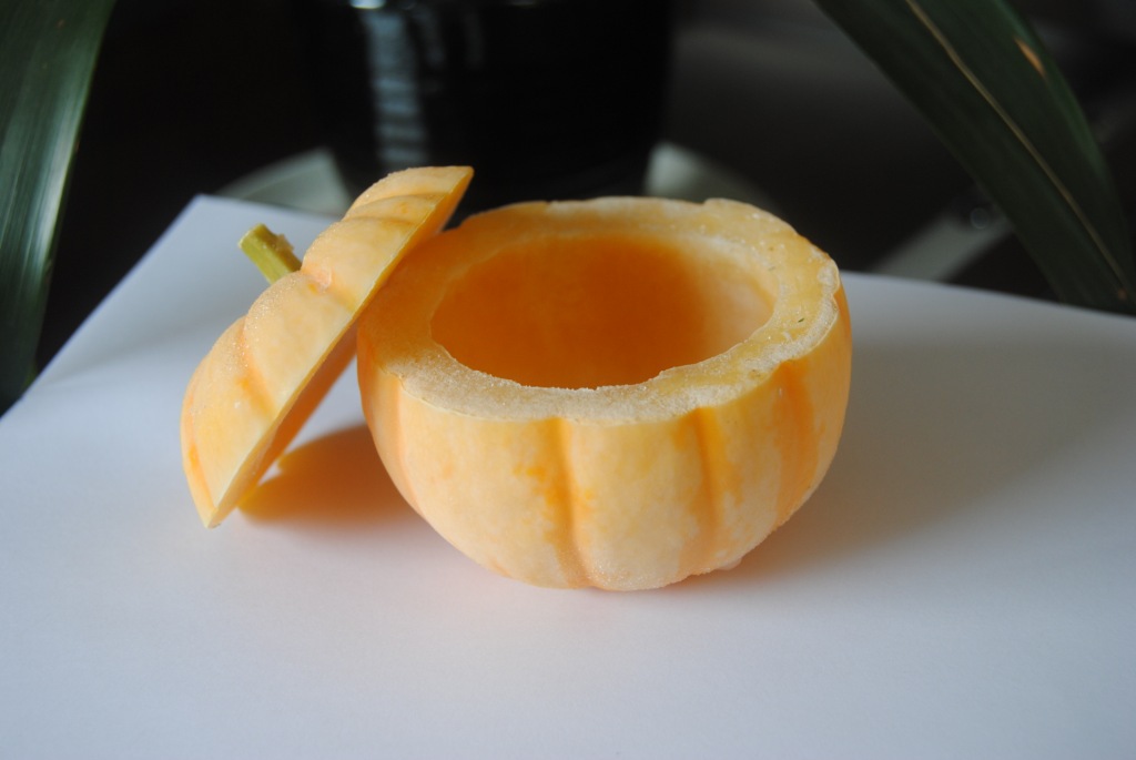 菜  是否进口:否 售卖方式:包装 品牌:闲功夫 原料与配料:黄南瓜壳