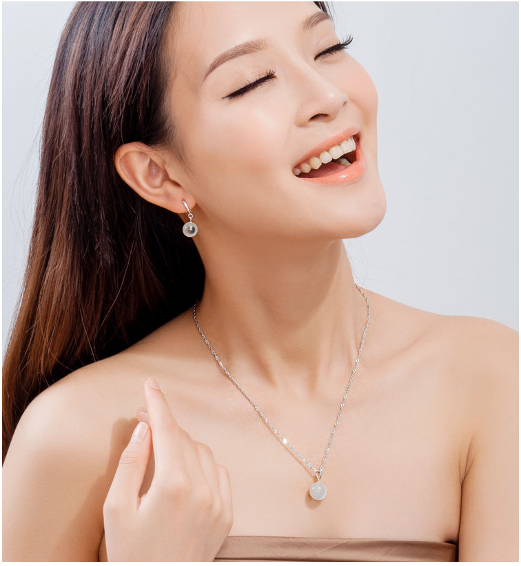 韩国版时尚925纯银天然水滴白猫眼石吊坠项链项饰女式