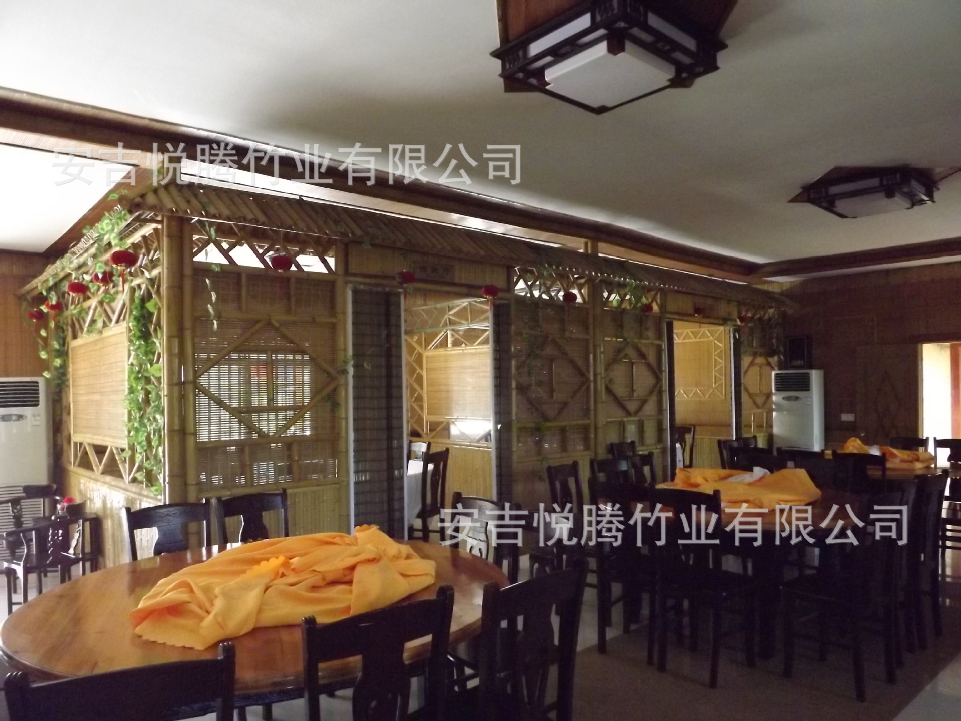 江苏宜兴茗岭山坝头竹建筑,竹餐厅,竹装修,竹门楼