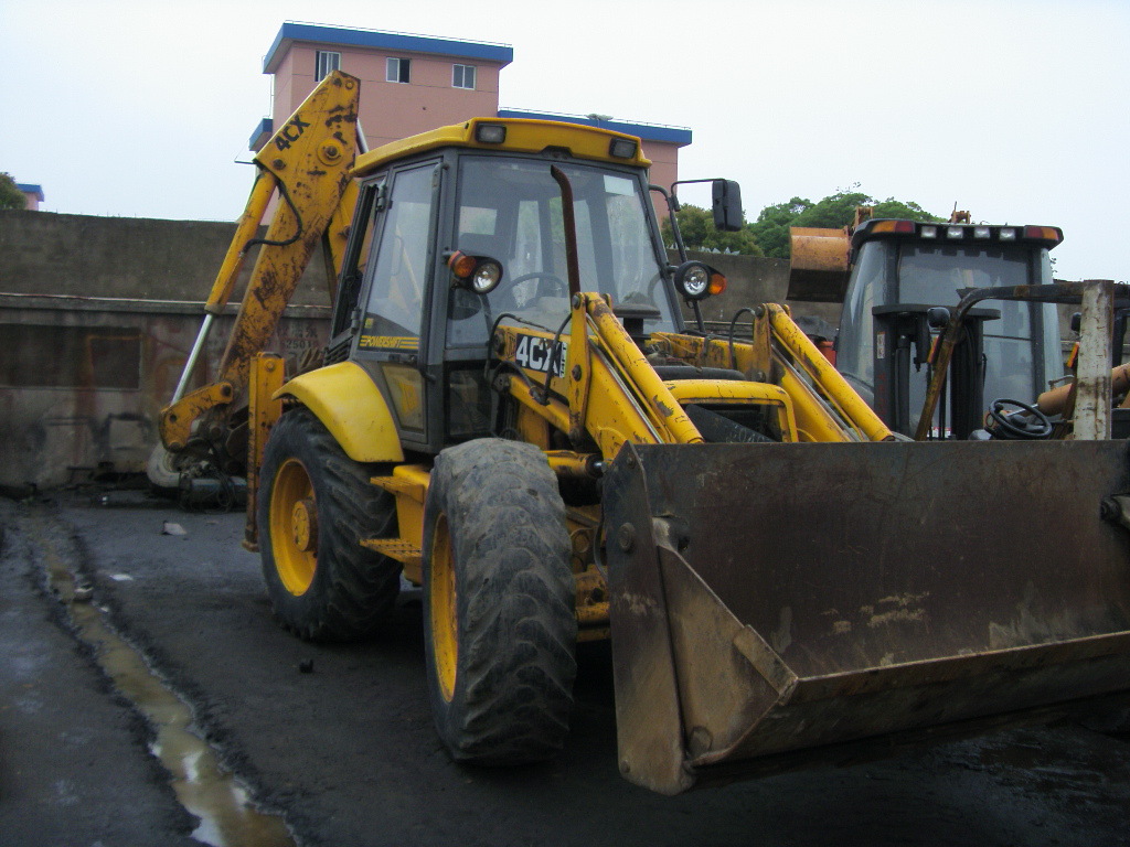 供应二手两头忙挖掘装载机型号jcb4cx,jcb3cx英国进口