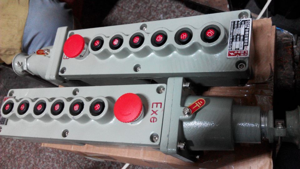 LA5817-4防爆电动葫芦控制按钮LA5817-4K 防爆电动葫芦控制按钮,防爆电动葫芦控制,防爆葫芦按钮,防爆控制按钮,防爆按钮
