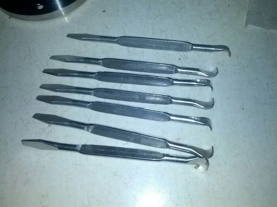 【开盖器油漆桶金属金属冲压鸭子各种视频冲打城管制品五金图片