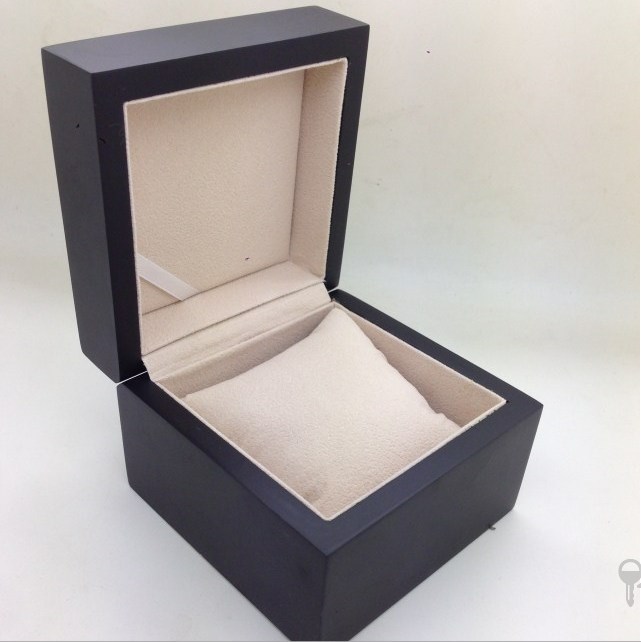 【哑光漆木质手表盒子 精美包装盒子 礼品盒子