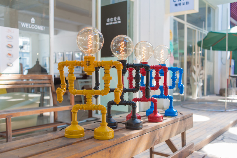 爱迪生复古灯机器人咖啡大黄蜂触控装饰水管台灯 灯饰