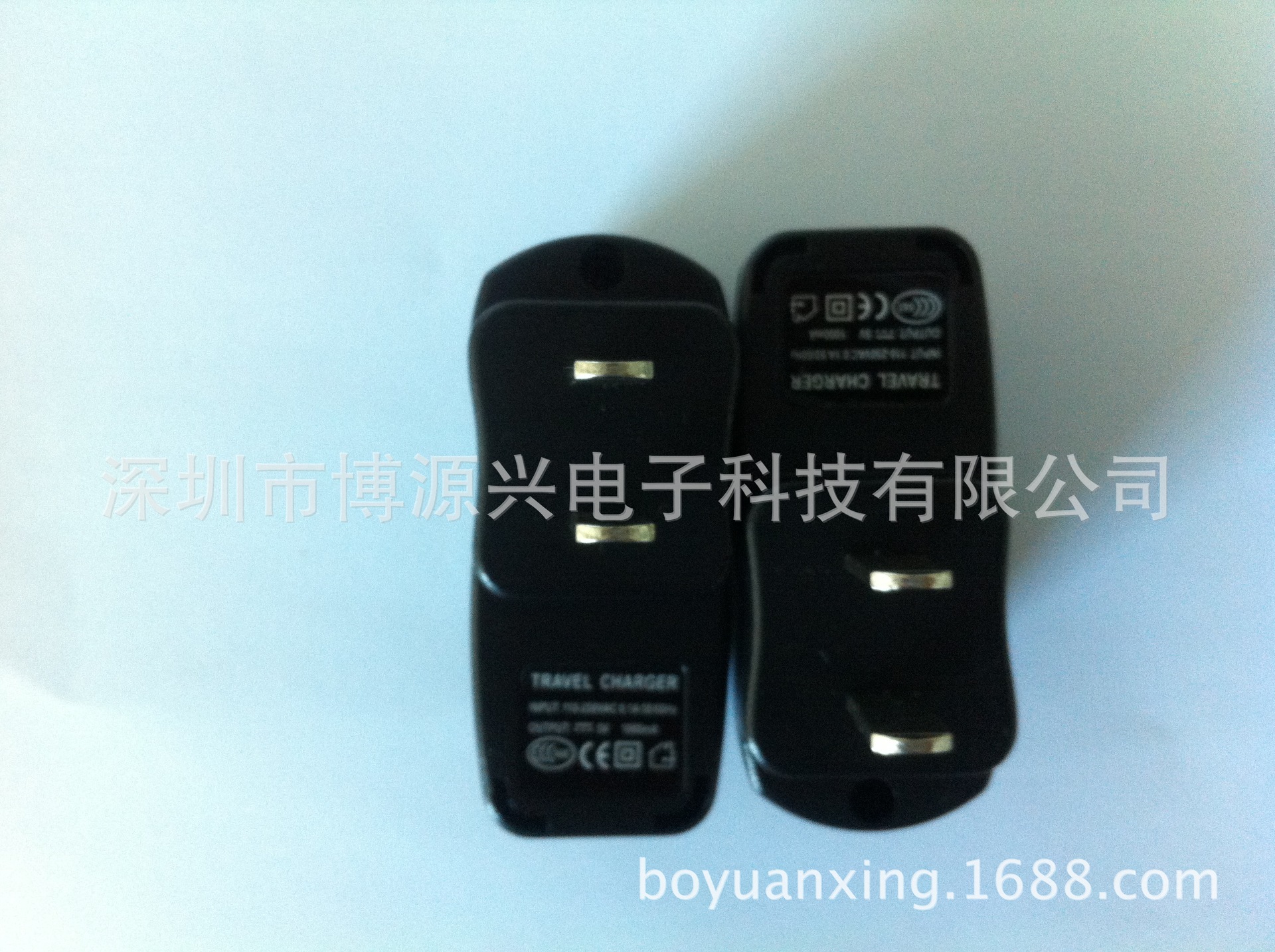 【188充电器 厂家直销 智能手机充电器 5V0.5