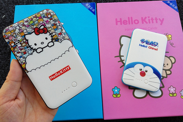 哆啦A梦移动电源礼品 KT猫充电宝8800毫安 手机通用型12