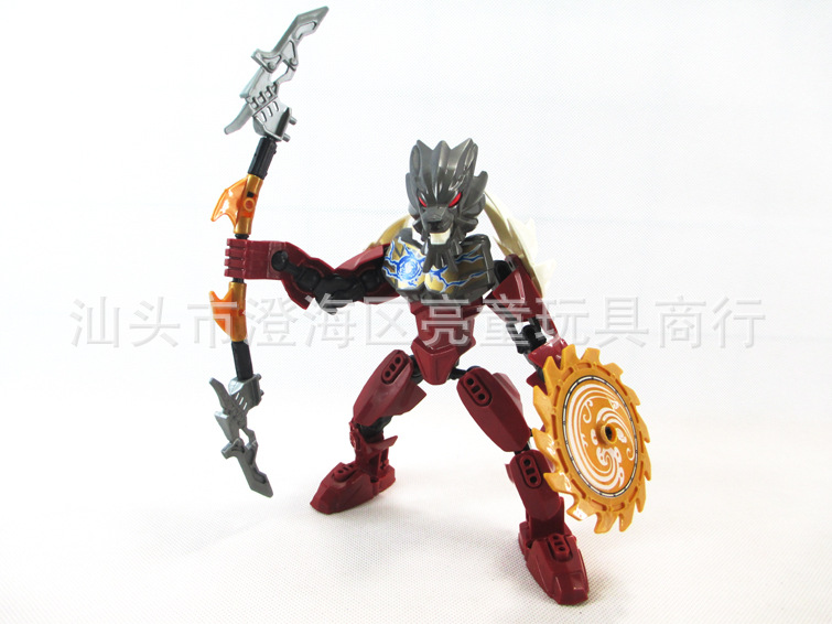 狼武士: 气功传奇中的一员,身高19cm,臂长10cm.