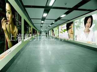 专业生产led拉布灯箱 商场地铁机场LED广告灯箱 LED高亮尺寸定制