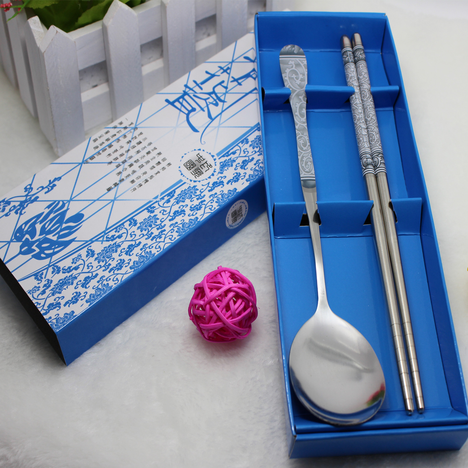 青花瓷勺筷两件套结婚回礼公司商务节日活动不锈钢餐具2元礼品