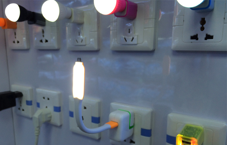 LED灯小米移动电源随身灯电脑USB灯白光