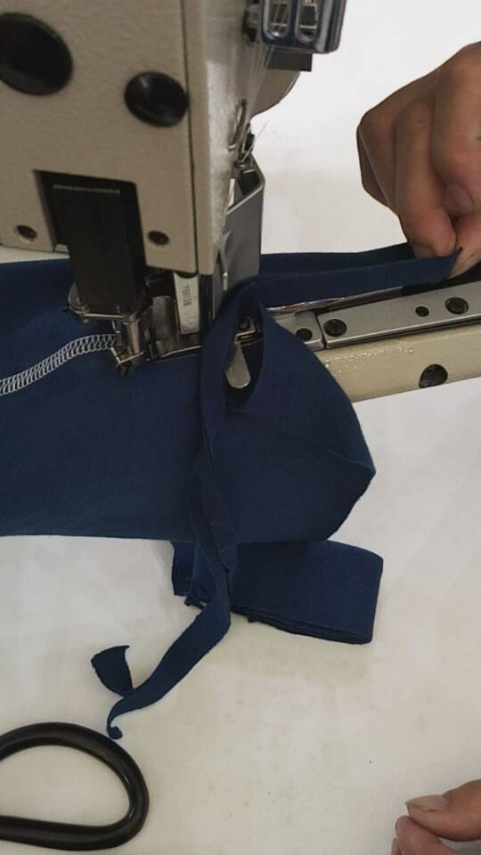 厂家直销曲臂式四针六线拼缝 无骨拼缝机 绷缝机 工业