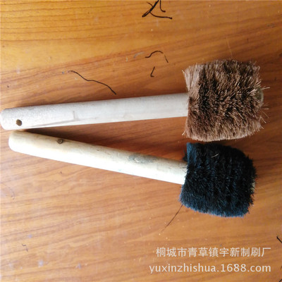 优惠供应木柄缠绕棕丝刷 机械上油刷 离心机清洁毛刷 钢丝弹簧刷