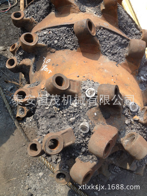 交易各种型号新旧炮头截割头滚筒 大修掘进机 掘进机配件进口截齿