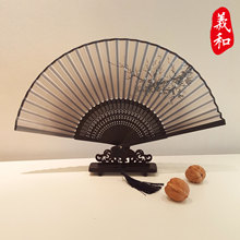 nhà sản xuất quạt Nữ lụa bán buôn nữ quạt lụa gió nụ cười của Trung Quốc Mei Nhật fan nữ hâm mộ món quà tùy chỉnh Phong cách truyền thống
