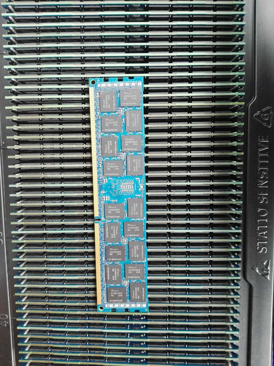 brand new SK modern Original factory 16G   DDR3   2RX4   pc3-1866 The server Memory   ECC   REG   RDIMM