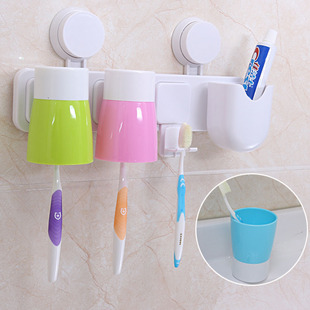 创意双吸盘洗漱套装 三口之家牙刷架+防尘漱口杯 牙膏收纳架现货