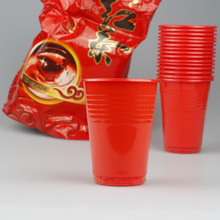 nhà máy hai con trực tiếp chất lượng cao cốc đỏ nguồn cung cấp đám cưới dùng một lần nhựa nhựa ly 50 với bán buôn Bộ rượu