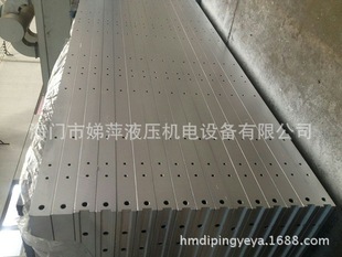 厂家提供 各种规格热压机硫化板 价格实惠。