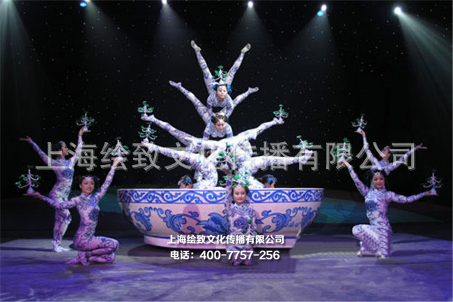 上海柔术滚灯表演-女子杂技柔术滚灯表演-上海杂技演出团