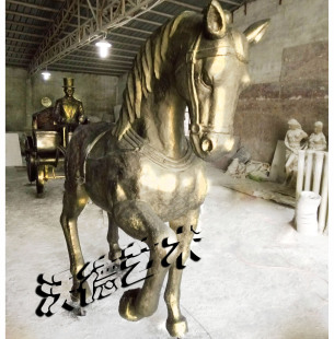 欧式古典马车雕塑 马拉车写实圆雕 深圳厂家定做各种雕塑