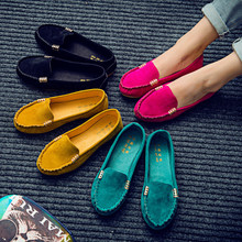 Mùa xuân và mùa hè 2017 đầu tròn bằng phẳng với giày nông Giày đơn kim loại khóa phẳng giày nữ học sinh đậu Hà Lan giày thường Giày nữ