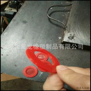 厂家生产多种规格防滑耐磨耐高温硅胶垫