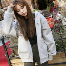 Các mẫu bùng nổ của Taobao 2018 thu đông của phụ nữ phiên bản Hàn Quốc của áo khoác cardigan có dây kéo dày màu đậm cộng với áo len nhung trùm đầu Áo len nữ