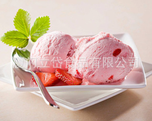 草莓牛奶冰淇淋,冰激凌,雪糕,冰糕,圣代
