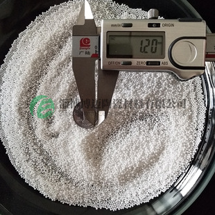 供应卧式砂磨机用高纯氧化锆珠 氧化锆微珠，耐磨1mm-1.2mm