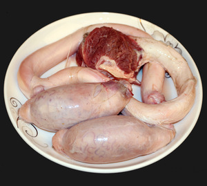 新疆新鲜牛肉阿勒泰土牛牛鞭牛蛋牛宝全套1200克